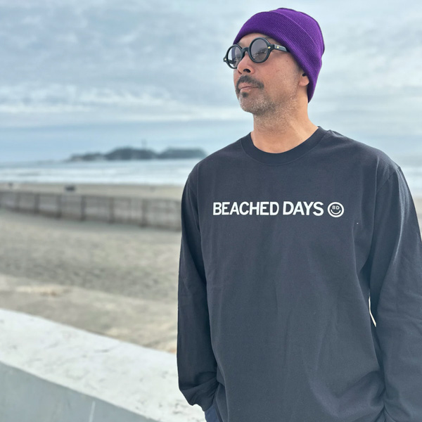 BEACHED DAYS