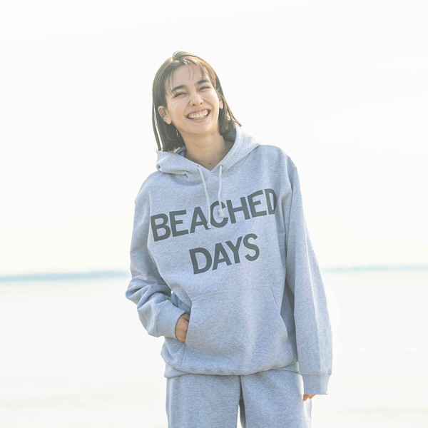 BEACHED DAYS