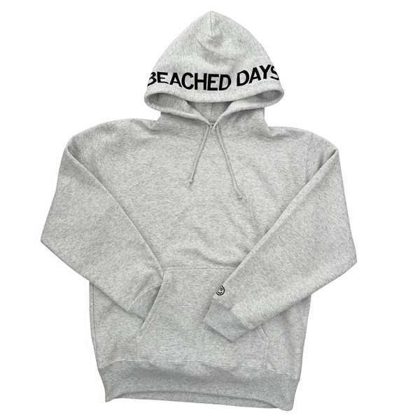 BEACHED DAYS